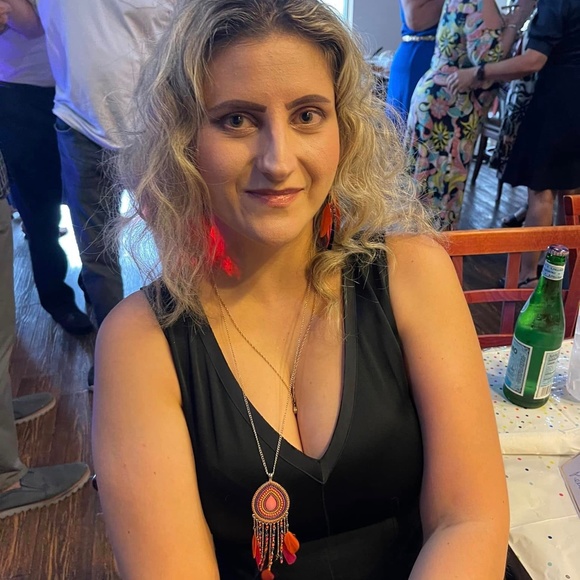 Vintage Elegance and Sustainable Style from Naples, Florida - Picture 6 of 16